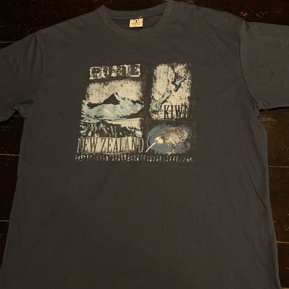New Zealend t shirt